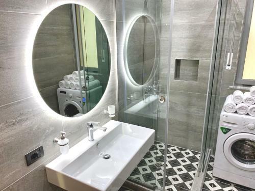 Eka Luxury Two-bedroom Premium Apartment