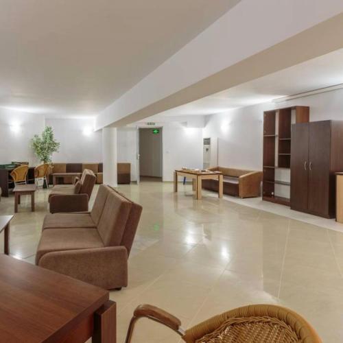 1-bed Modern Sea View Apartment In Aparthotel