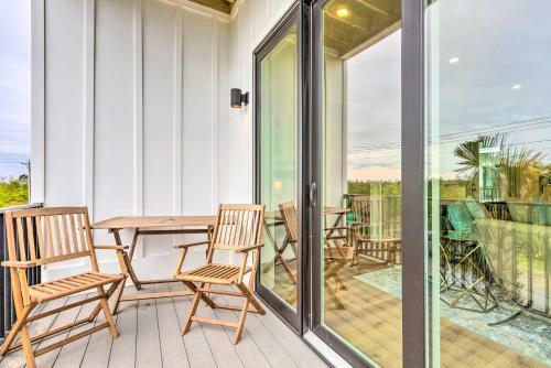 Modern Gulf Shores Escape, About Walk To The Beach!