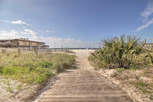 Modern Gulf Shores Escape, About Walk To The Beach!