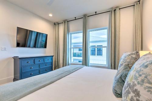 Modern Gulf Shores Escape, About Walk To The Beach!
