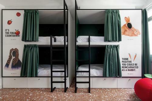 2060 The Newton Hostel