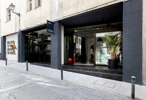 2060 The Newton Hostel