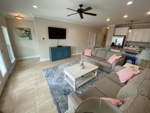 A Beach Life 1b Home