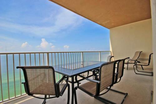 Crystal Shores West By Youngs Suncoast
