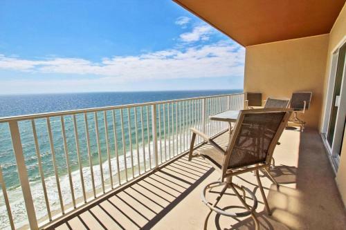 Crystal Shores West By Youngs Suncoast