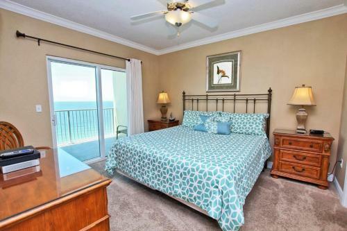 Crystal Shores West By Youngs Suncoast