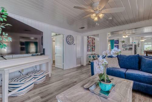 The Cotton Candy Beach House Cottage