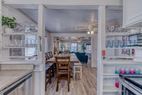 The Cotton Candy Beach House Cottage
