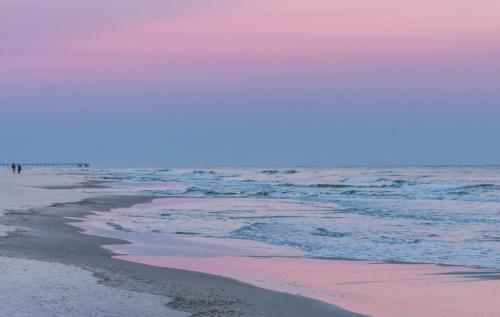 The Cotton Candy Beach House Cottage