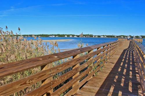 West Side Cottages Unit B By Youngs Suncoast