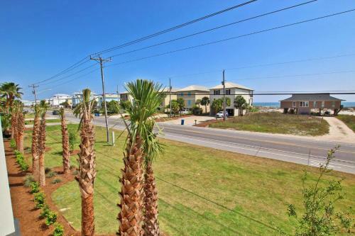 West Side Cottages Unit B By Youngs Suncoast