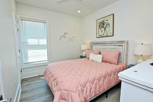West Side Cottages Unit B By Youngs Suncoast