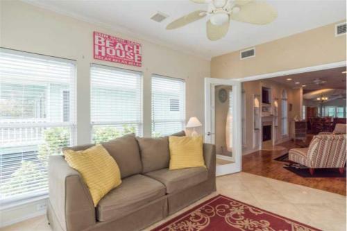 The Rising Tide By Meyer Vacation Rentals