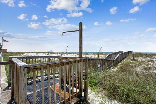 Ocean House 1504