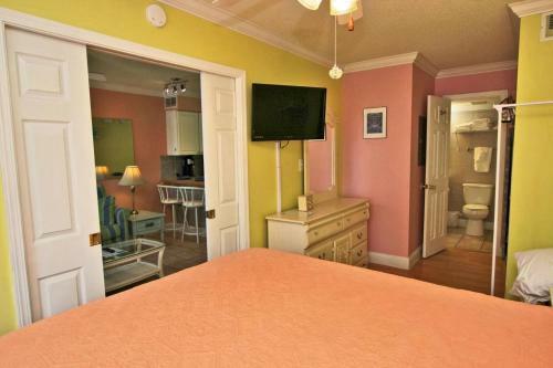 Cove By Youngs Suncoast