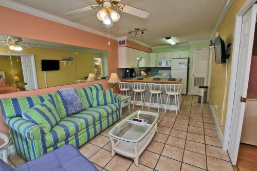 Cove By Youngs Suncoast