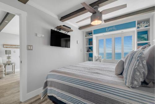 Island Winds East 407