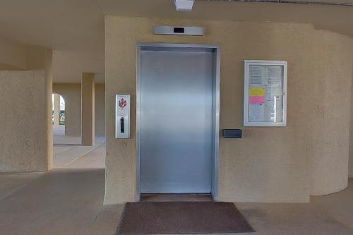 Compass Point