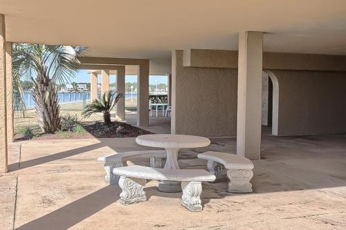 Compass Point