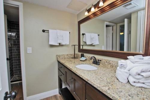 Edgewater 41 By Youngs Suncoast