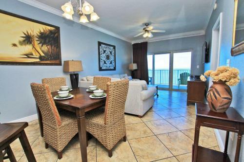 Crystal Tower By Youngs Suncoast