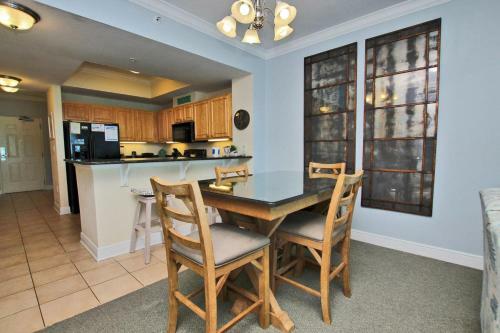 Crystal Tower By Youngs Suncoast