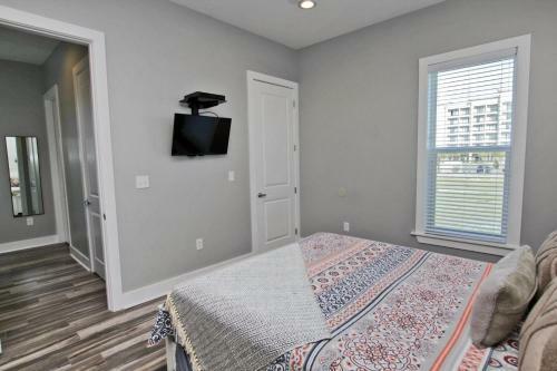 Hang 10 East Point Cottages Unit H By Youngs Suncoast