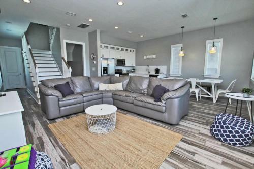 Hang 10 East Point Cottages Unit H By Youngs Suncoast