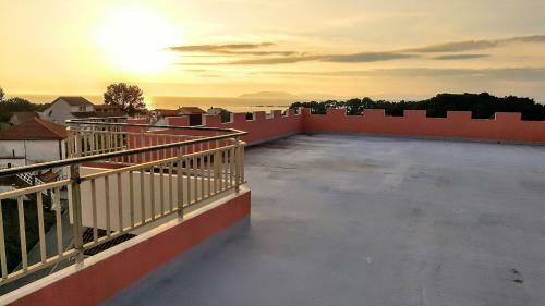 Apartamentos Romaris