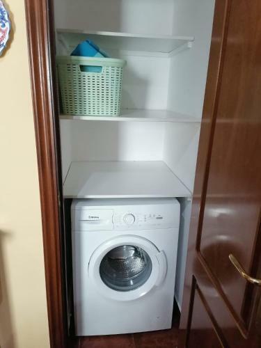 Apartamento Piso En Pleno Centro De Mi�o
