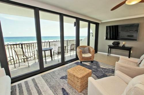Island Winds West 280 By Youngs Suncoast