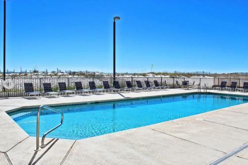 Island Winds West 280 By Youngs Suncoast