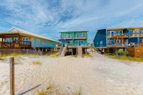 Coastal Calm & Gulf Dreams
