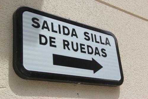 Apartamento Piso C�ntrico En Mi�o.