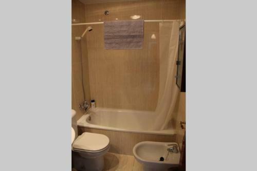 Apartamento En Mi�o Con Vistas A La R�a.