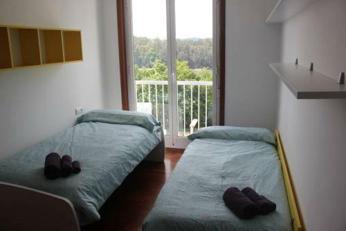 Apartamento En Mi�o Con Vistas A La R�a.