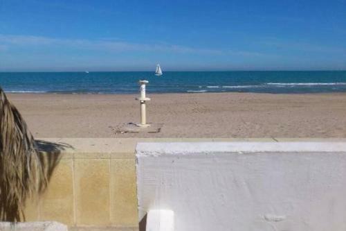 Apartamento Con Piscina En Playa Miramar