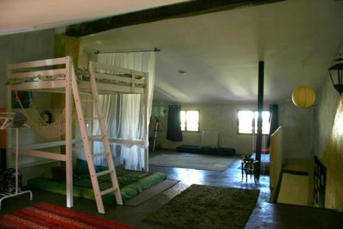 Casa De Pueblo En Miravet