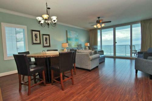 San Carlos 401 By Youngs Suncoast