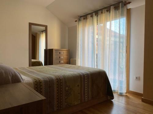 Apartamento �tico A Xunqueira - Moa�a