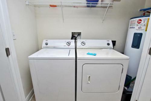 San Carlos 701 By Youngs Suncoast