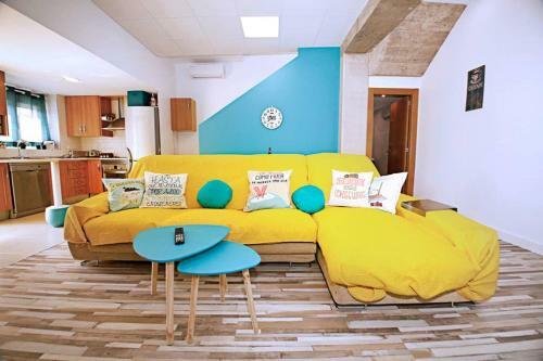 Castella Home - Pool And Barbacue