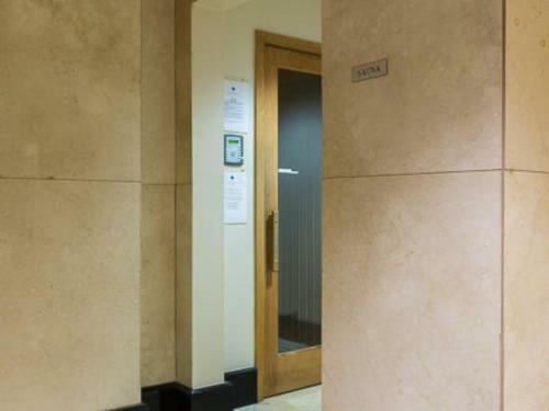 Crystal Tower 1205 By Youngs Suncoast