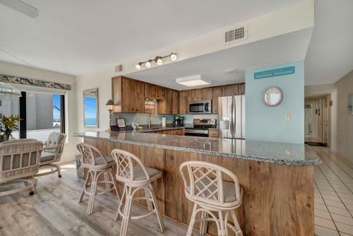 Island Winds West Unit 580