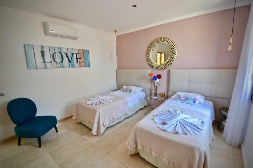 Villa Diana With Private Swimming Pool In Tauro