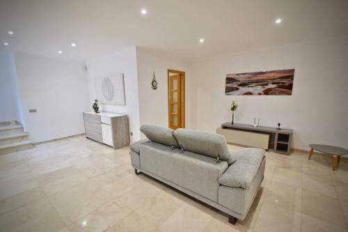 Villa Diana With Private Swimming Pool In Tauro