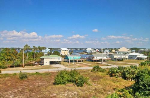 Sea Breeze By Youngs Suncoast