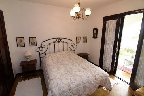Villa Lovely 2 Bedroom House With Private Garden