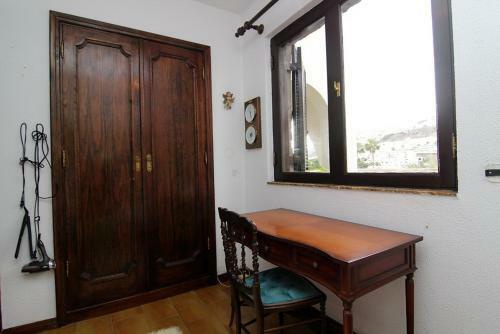 Villa Lovely 2 Bedroom House With Private Garden